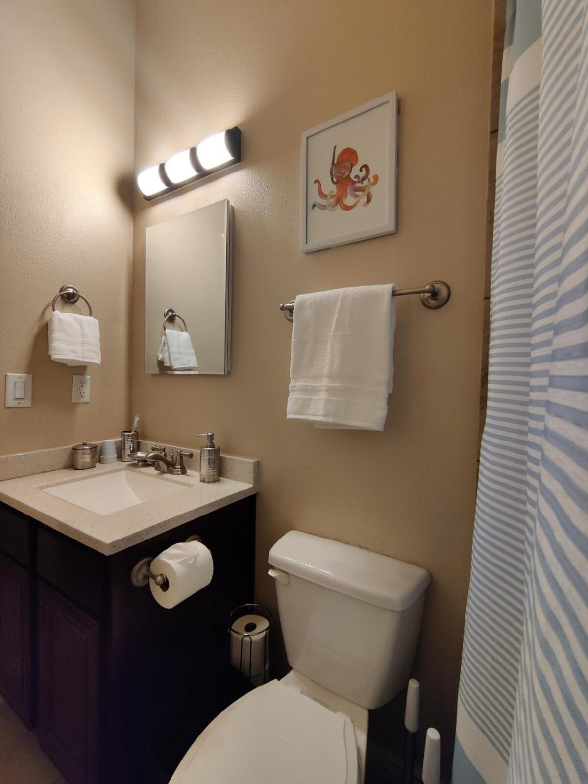 Wonderful, Plush & Luxurious 3 Bed Room Home El Paso Exterior photo
