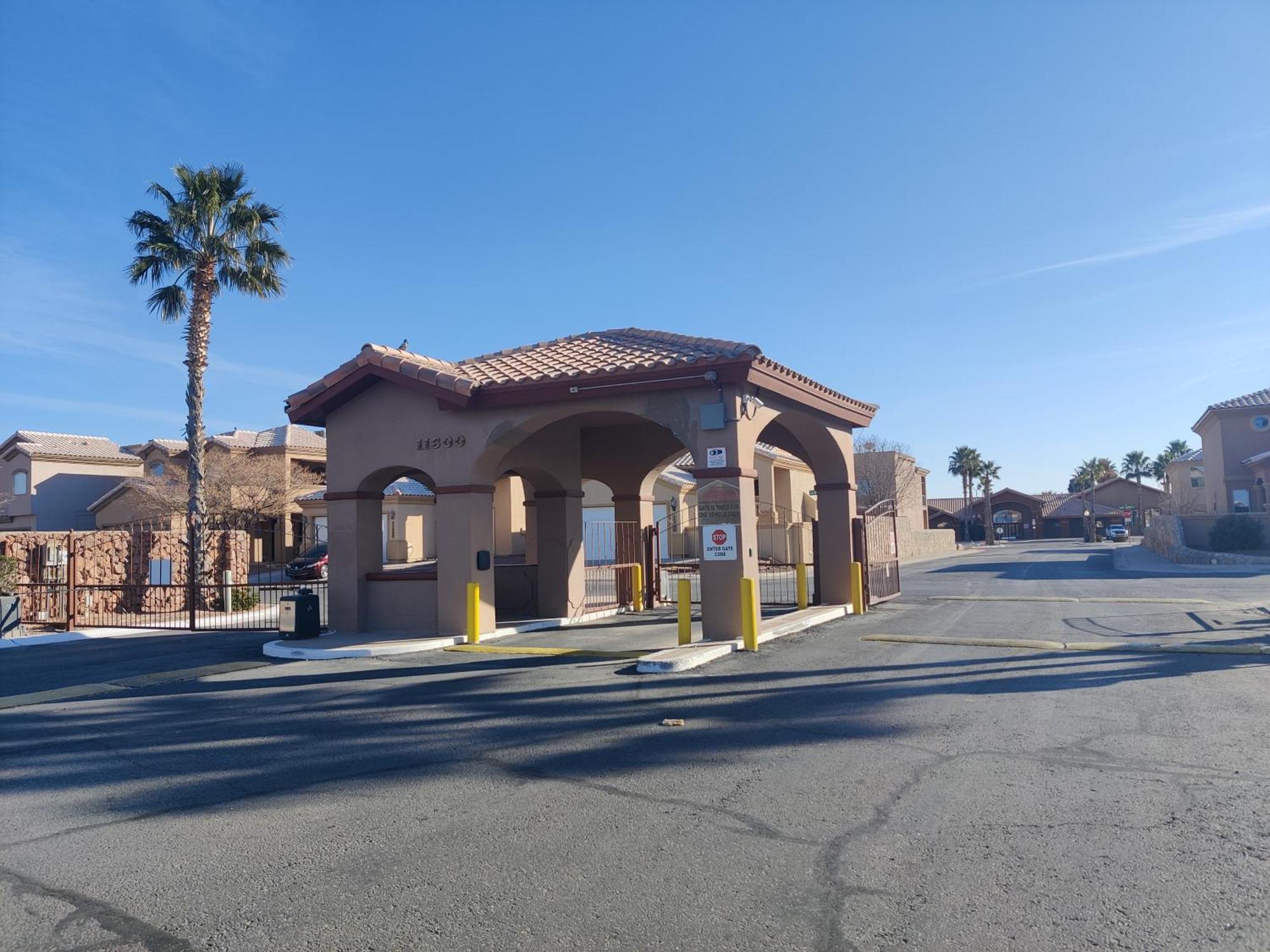 Wonderful, Plush & Luxurious 3 Bed Room Home El Paso Exterior photo